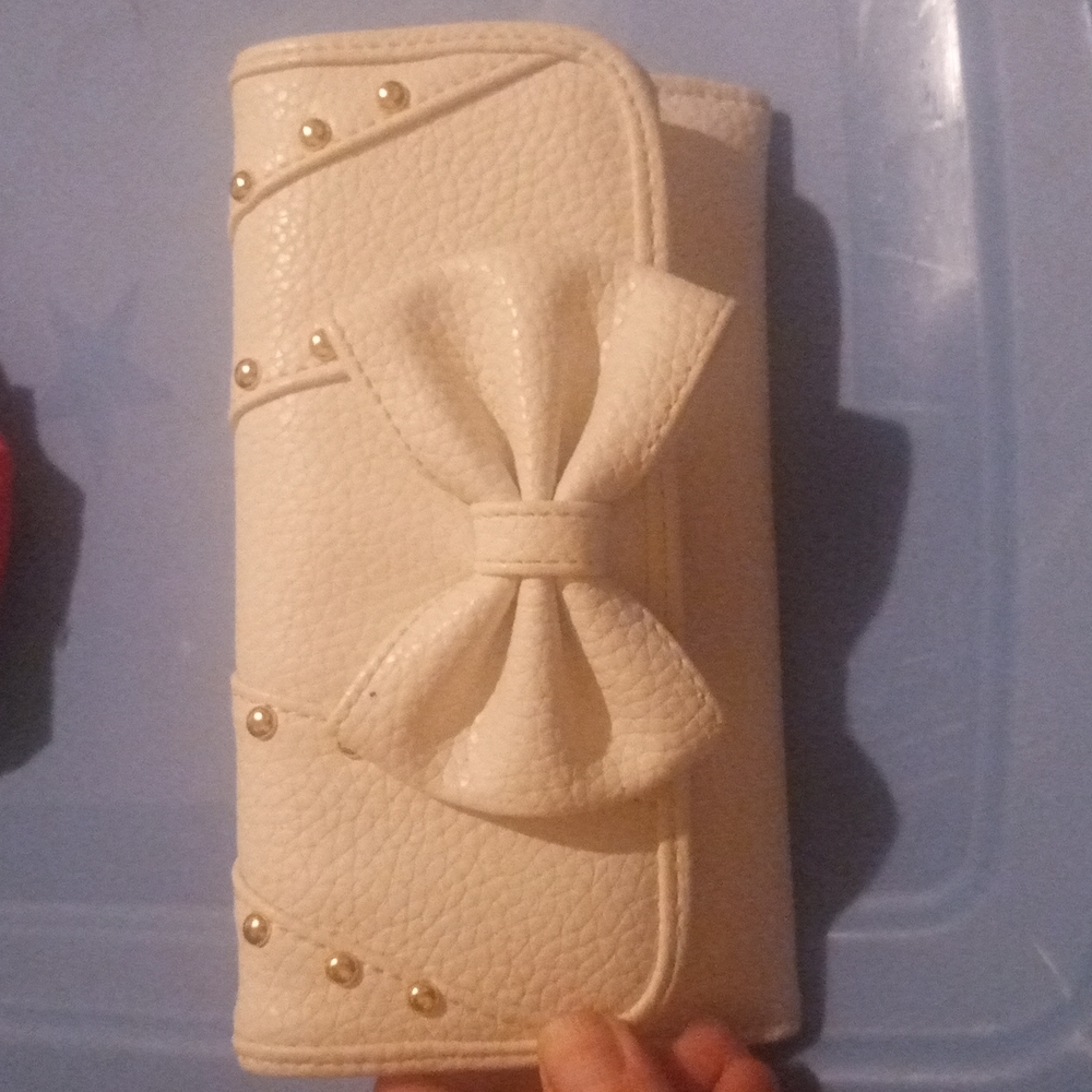 White Leather Wallet